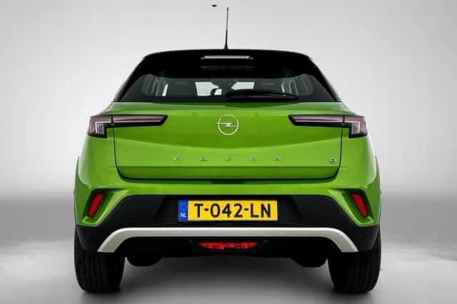 Opel Mokka-e (2022) thumbnail 3