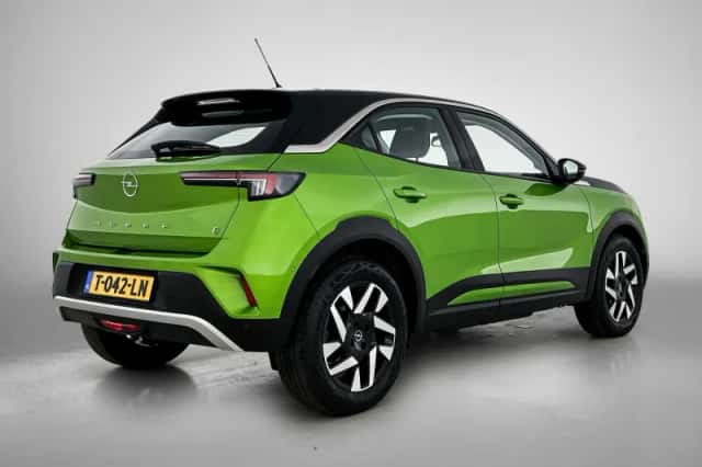Opel Mokka-e (2022) thumbnail 4