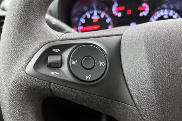 Opel Combo (2021) thumbnail 6