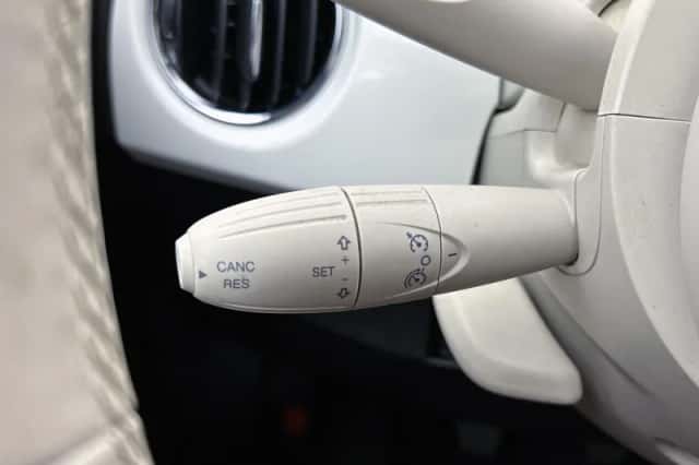Fiat 500 (2021) thumbnail 6
