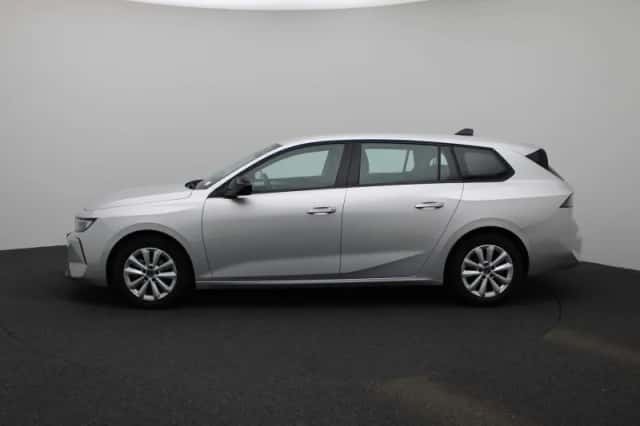 Opel Astra (2023) thumbnail 4