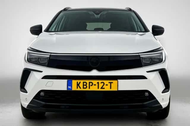 Opel Grandland (2023) thumbnail 5