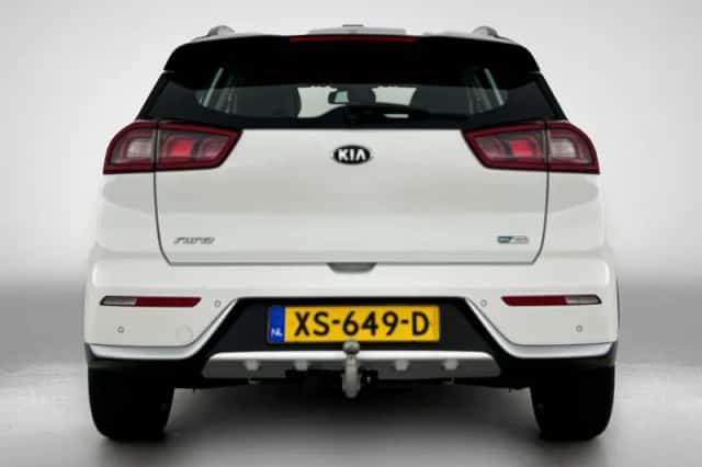 Kia Niro (2019) thumbnail 3