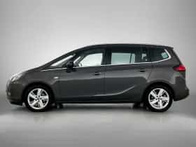 Opel Zafira (2016) thumbnail 2