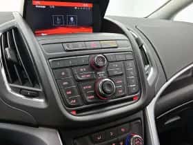 Opel Zafira (2016) thumbnail 11