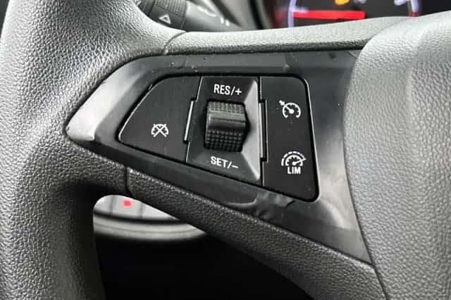 Opel Karl (2016) thumbnail 6