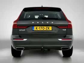 Volvo XC60 (2019) thumbnail 3