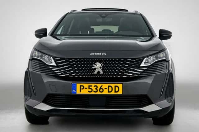 Peugeot 3008 (2022) thumbnail 5