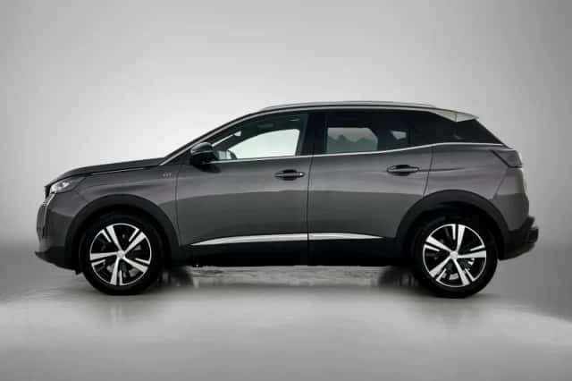 Peugeot 3008 (2022) thumbnail 2