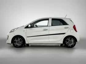 Kia Picanto (2015) thumbnail 3