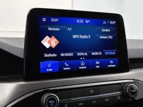 Ford Kuga (2021) thumbnail 7