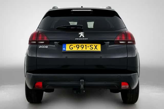 Peugeot 2008 (2019) thumbnail 3