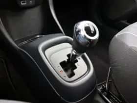 Peugeot 108 (2016) thumbnail 22