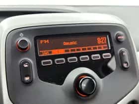 Peugeot 108 (2016) thumbnail 6