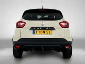 Renault Captur (2014) thumbnail 3