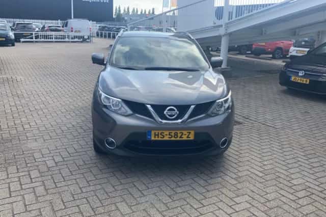 Nissan Qashqai (2015) thumbnail 6