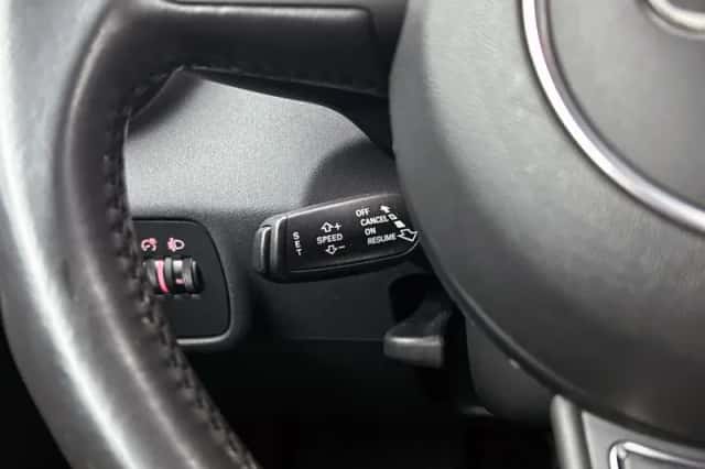 Audi A1 (2011) thumbnail 6