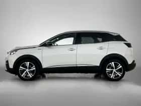 Peugeot 3008 (2018) thumbnail 2