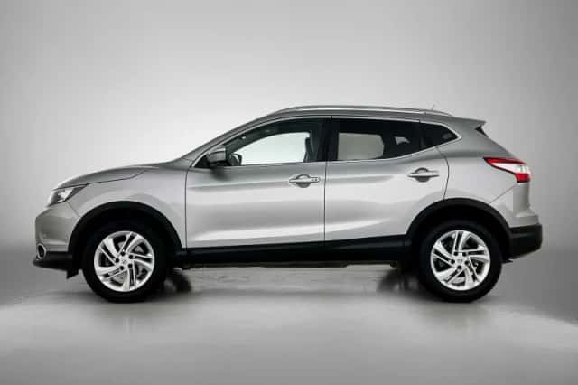 Nissan Qashqai (2017) thumbnail 2