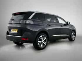 Peugeot 5008 (2021) thumbnail 4