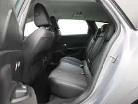 Peugeot 308 (2023) thumbnail 12