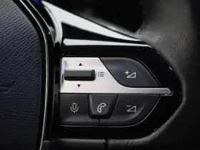 Peugeot 308 (2023) thumbnail 24