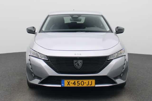 Peugeot 308 (2023) thumbnail 4
