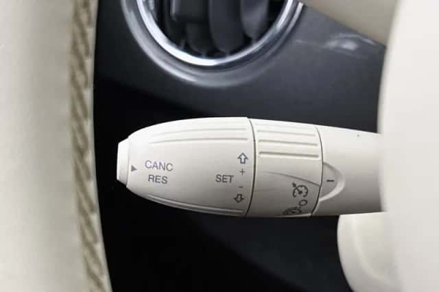 Fiat 500 (2021) thumbnail 6