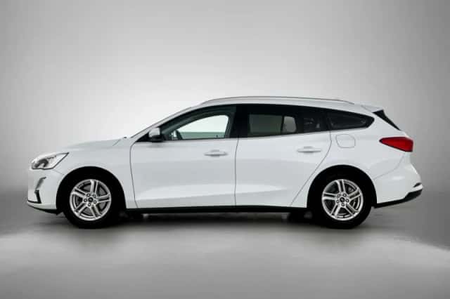 Ford Focus (2019) thumbnail 3