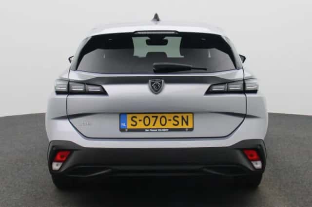 Peugeot 308 (2023) thumbnail 5