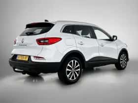 Renault Kadjar (2022) thumbnail 4