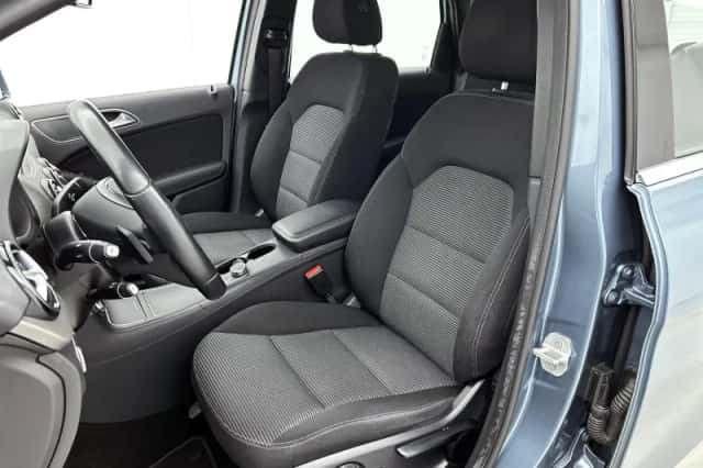 Mercedes-Benz B-Klasse (2014) thumbnail 2