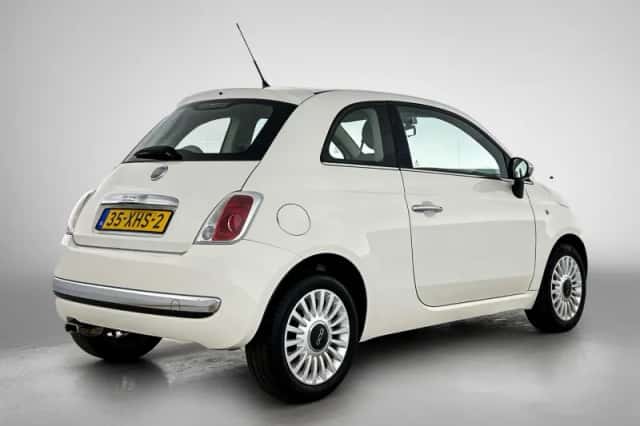 Fiat 500 (2012) thumbnail 4