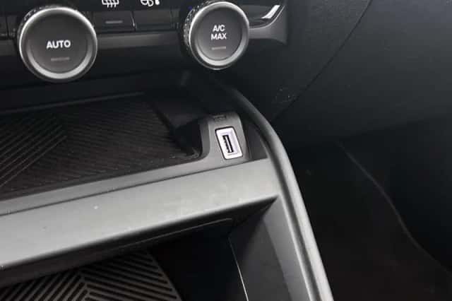 Citroën ë-C4 (2022) thumbnail 31