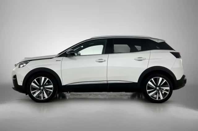 Peugeot 3008 (2019) thumbnail 2