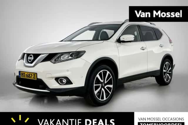 Nissan X-Trail (2016) thumbnail 1