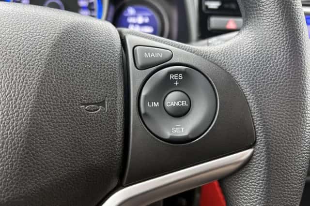 Honda Jazz (2019) thumbnail 6