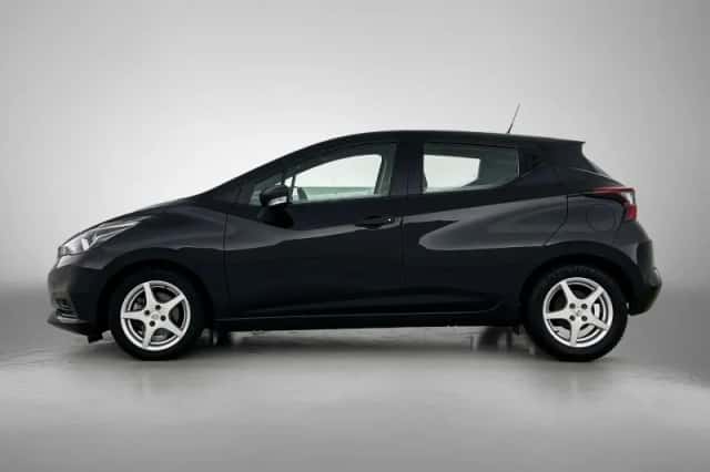 Nissan Micra (2018) thumbnail 2