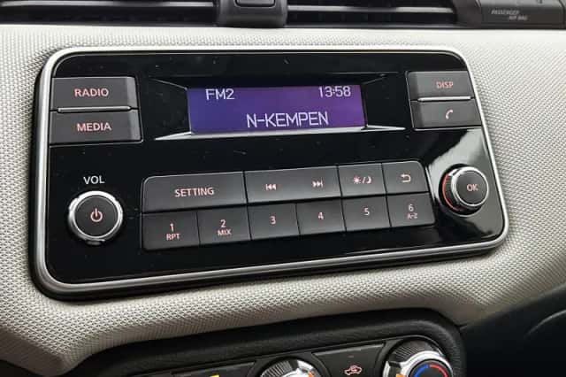 Nissan Micra (2018) thumbnail 6