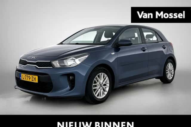 Kia Rio (2018) thumbnail 1