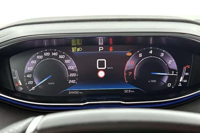 Peugeot 3008 (2021) thumbnail 19