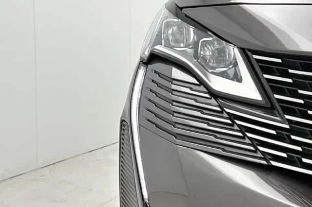 Peugeot 3008 (2021) thumbnail 22