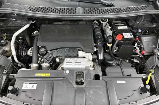Peugeot 3008 (2021) thumbnail 28