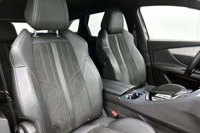 Peugeot 3008 (2021) thumbnail 34