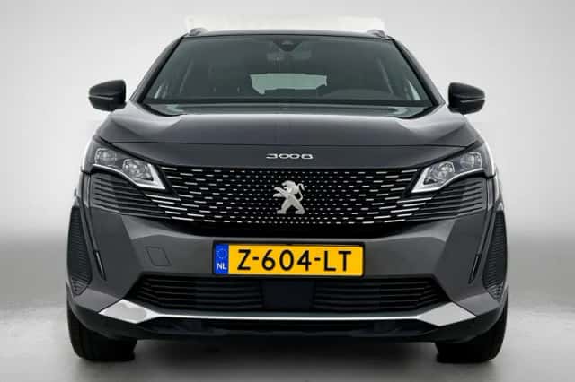 Peugeot 3008 (2021) thumbnail 5