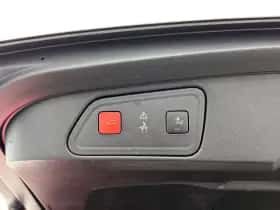 Peugeot 3008 (2019) thumbnail 20