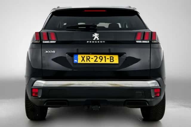 Peugeot 3008 (2019) thumbnail 4