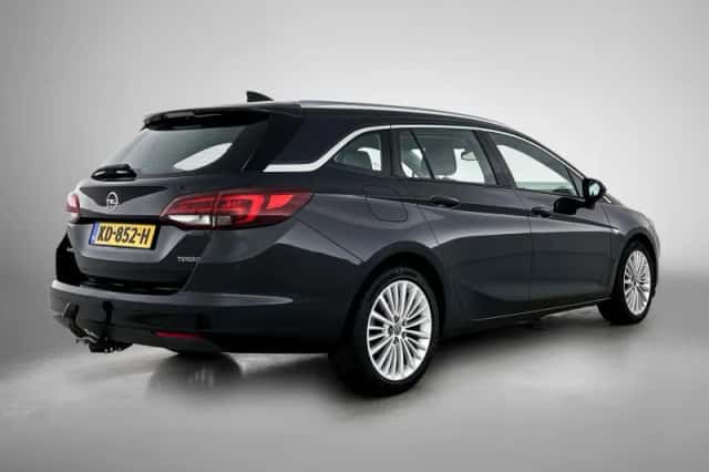 Opel Astra (2016) thumbnail 4