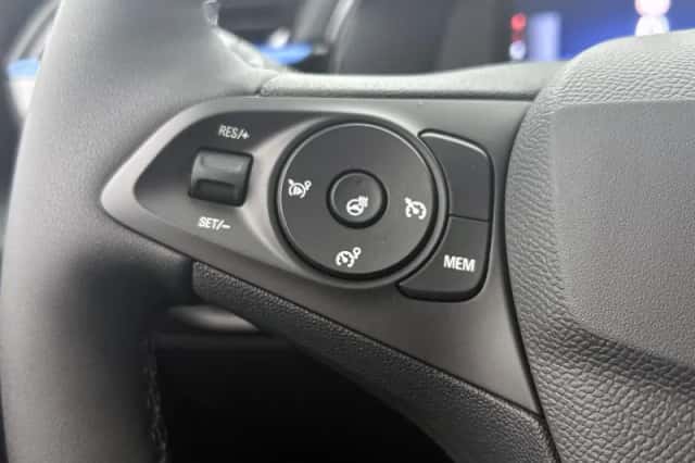 Opel Corsa (2025) thumbnail 6