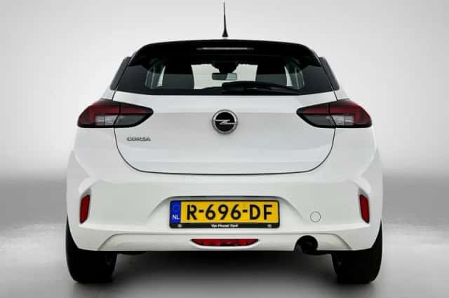 Opel Corsa (2022) thumbnail 3